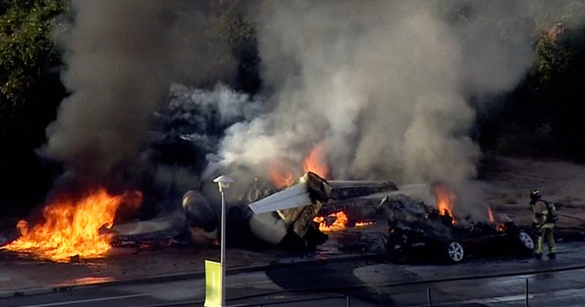 5 dead after small jet crashes into vehicle after taking off in suburban Phoenix