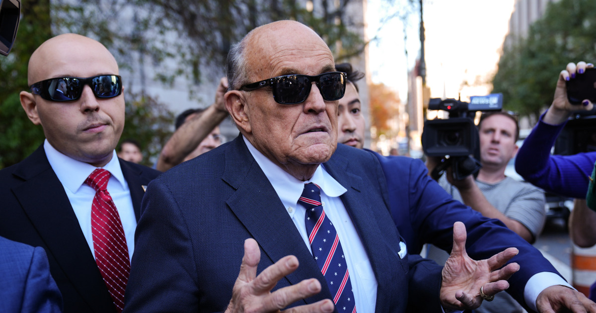 Giuliani’s Attorneys Seek Withdrawal Amid Difficult Client Claims