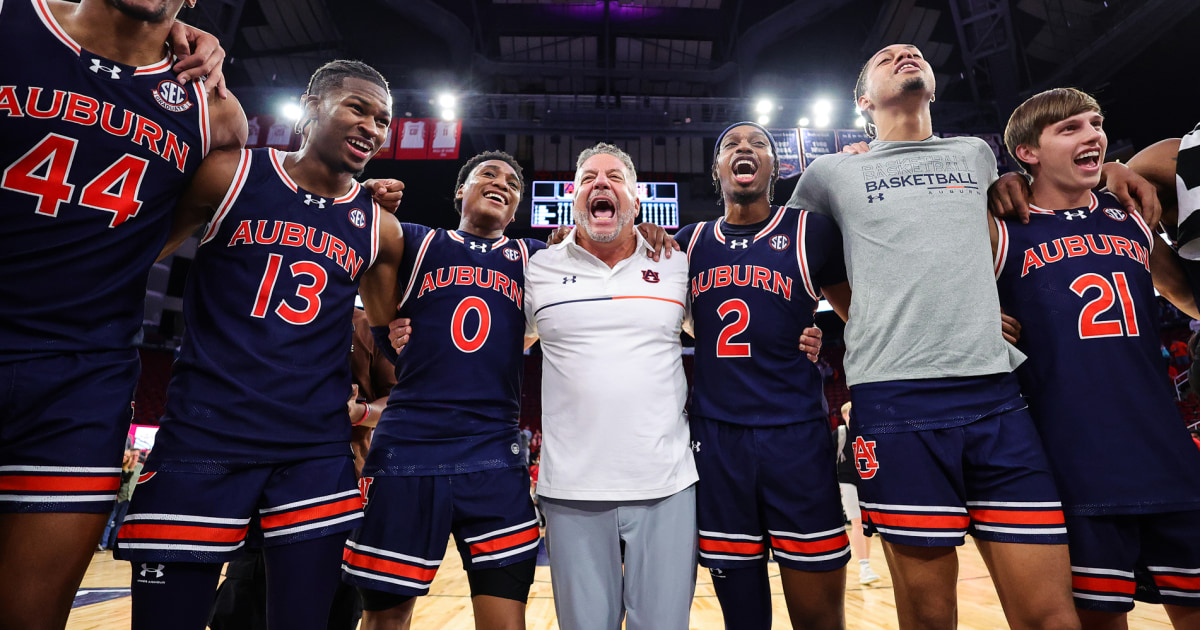 Flight carrying Auburn men's basketball team grounded after scuffle between  players