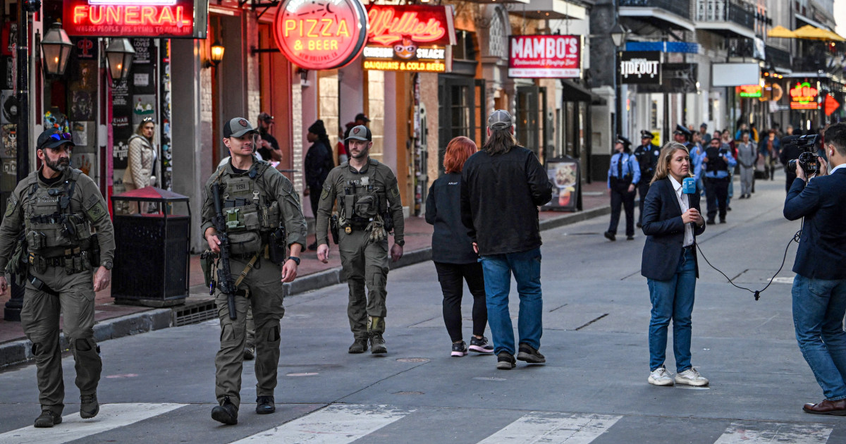 Bourbon Street reopens to lighter crowds a day after New Orleans attack