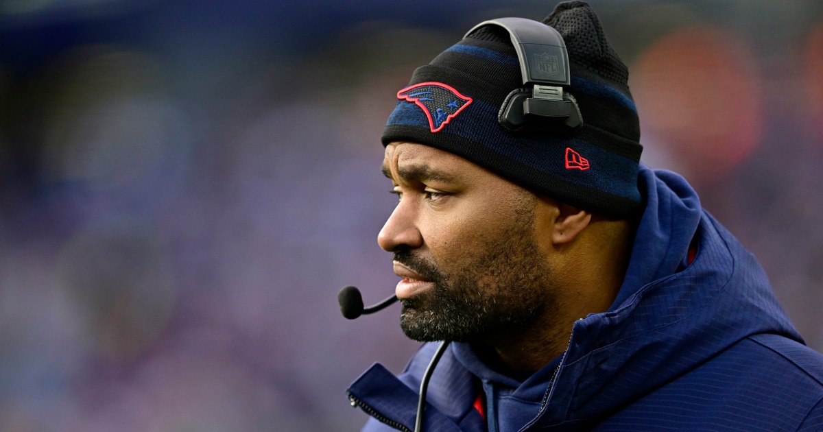 Patriots fireplace head coach Jerod Mayo after one season in New England