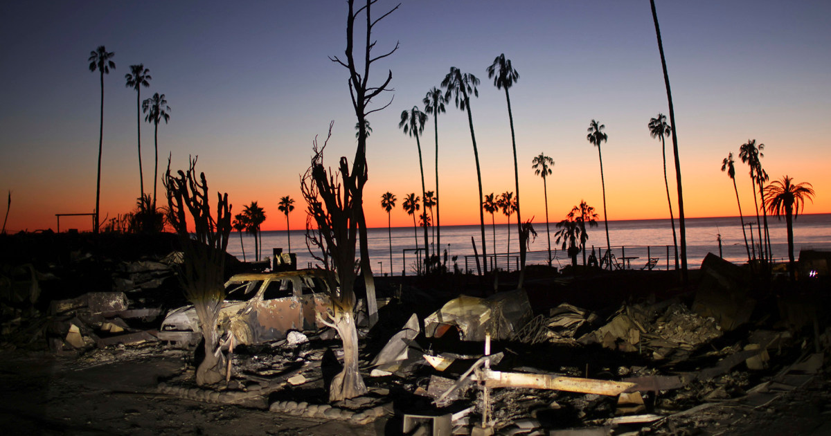 Man charged with sparking the most destructive wildfire in Los Angeles history will remain jailed