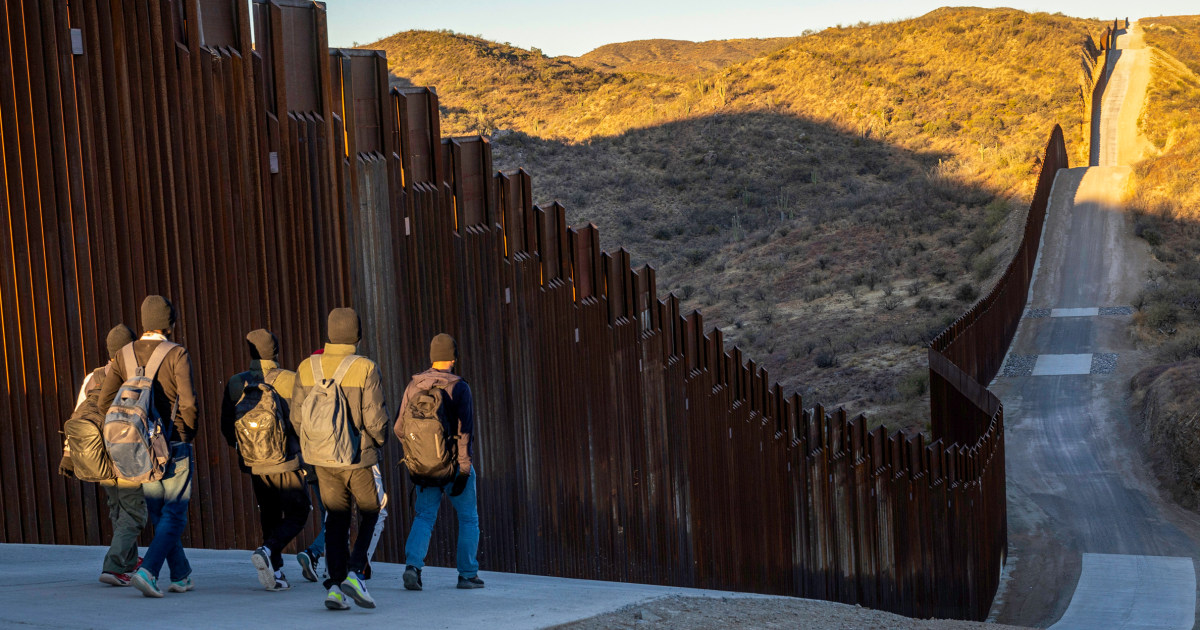 Mexico President Condemns Trump's Immigration Policies, Promises Support for Deported Citizens