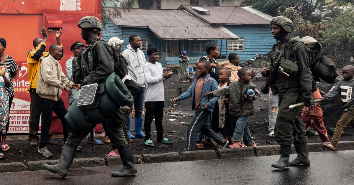 Thousands flee fighting in Congo as rebels claim they’ve captured the key city of Goma thumbnail