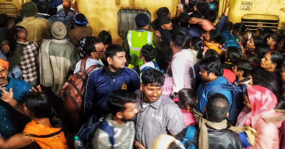 Death toll in Indian train station stampede rises to 18