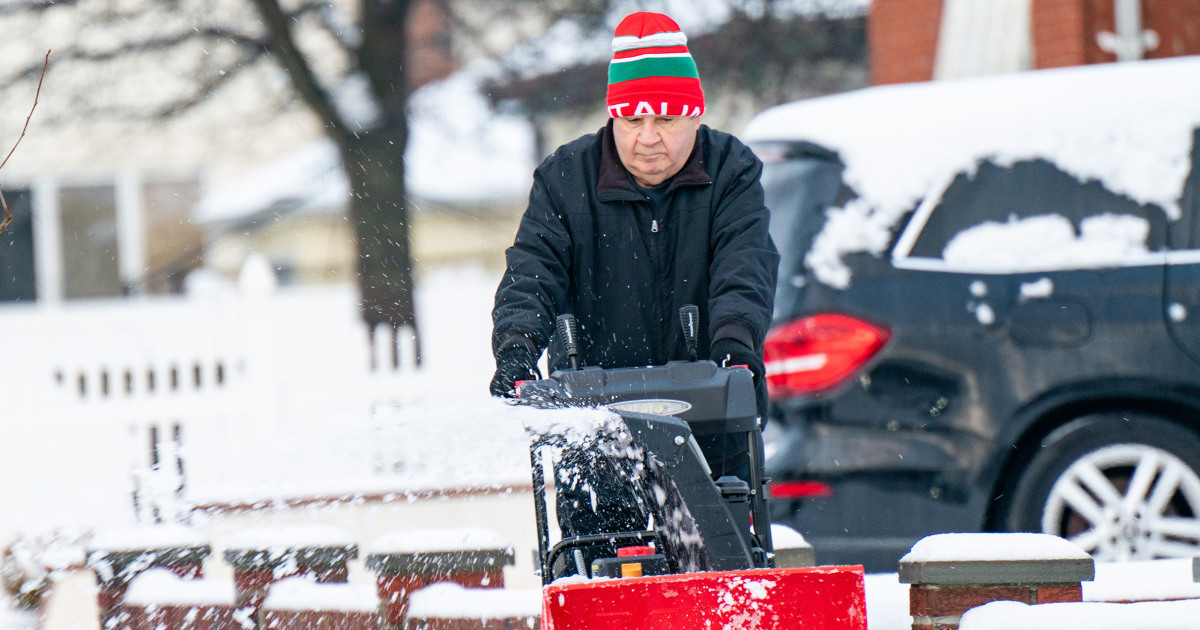 Winter storms threaten snow, extreme cold and travel warnings across the U.S.