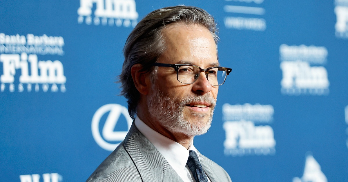 Guy Pearce chokes up while saying Kevin Spacey 'targeted' him during filming of 'L.A. Confidential'