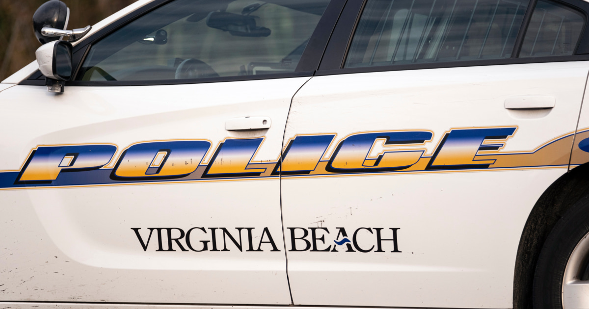 Two Virginia Beach officers killed in shooting during traffic stop