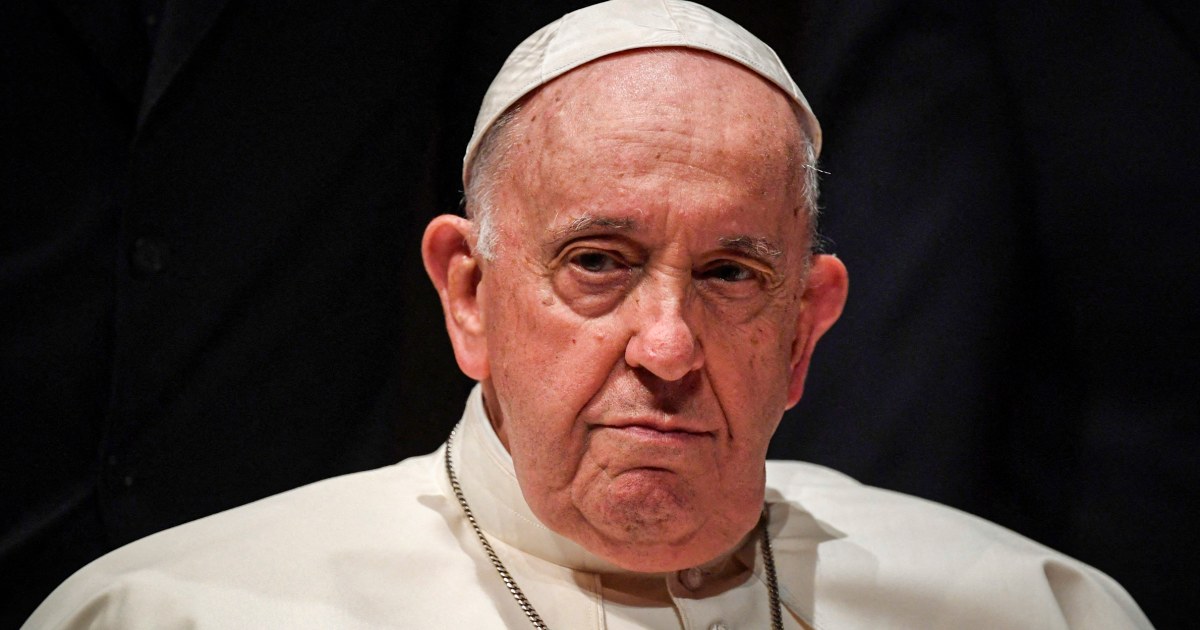 Pope Francis advisers say he’ll recover from pneumonia and a ‘new stage’ is opening for him