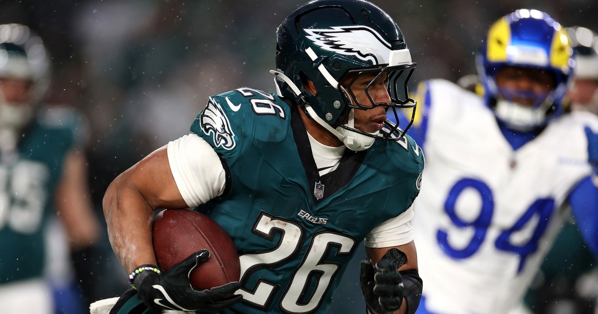 Saquon Barkley signs 2-year contract extension with Eagles, per reports