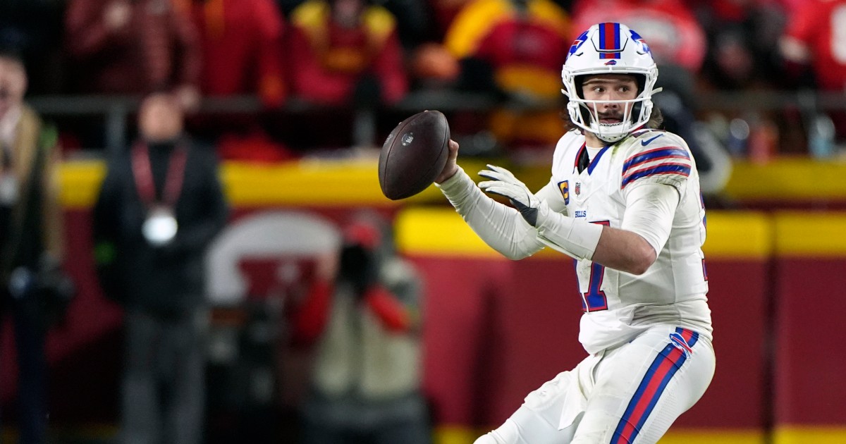 Bills QB Josh Allen gets new deal with reported record $250 million guaranteed