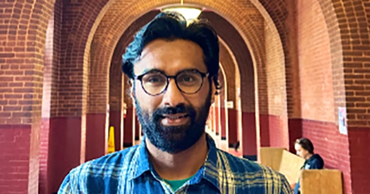 Amid ICE detention, professor Badar Khan Suri, reportedly