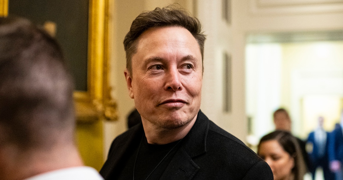 Trump Allies Urge White House to Limit Musk's Social Security Interviews