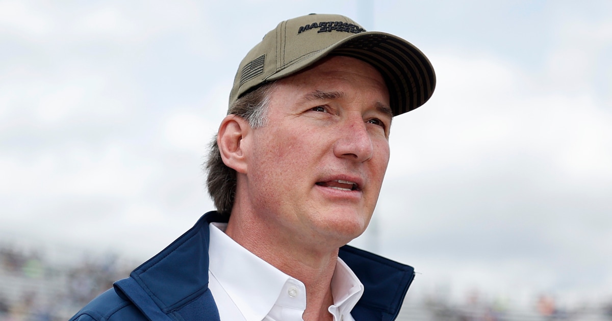 Gay Virginia GOP nominee accuses governor's team of extortion, says lewd photos not his