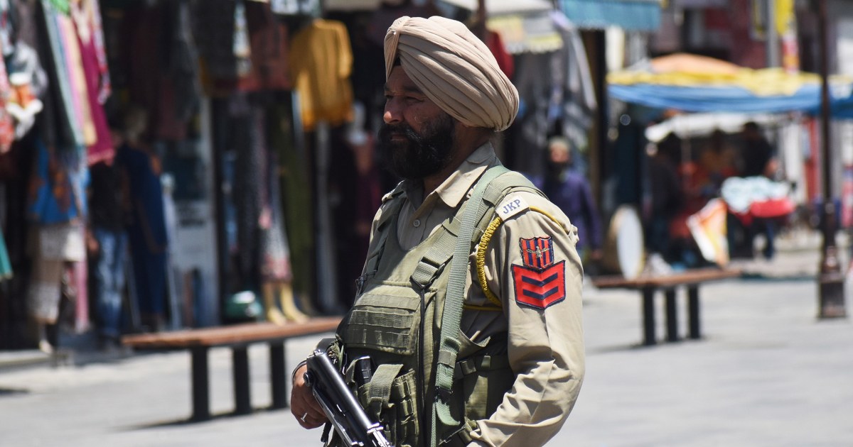 U.S. urges India and Pakistan to work with each other to reduce tensions