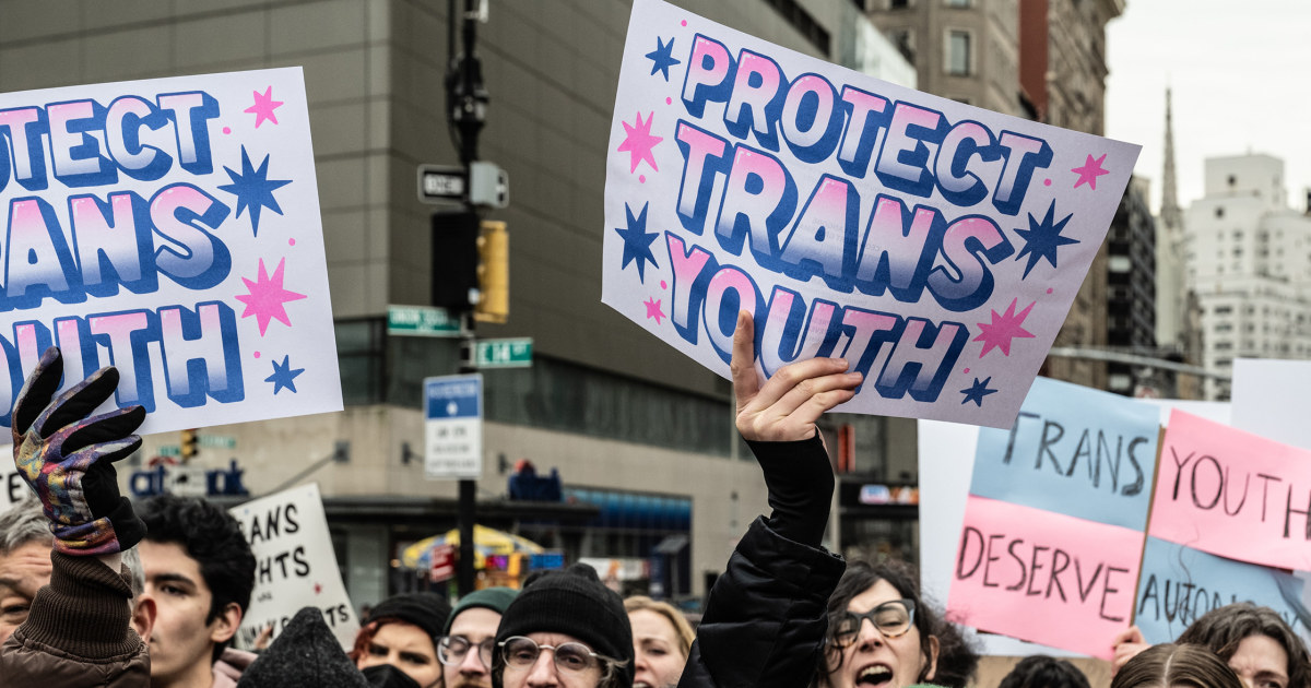 HHS breaks with major U.S. medical groups in review of pediatric gender care