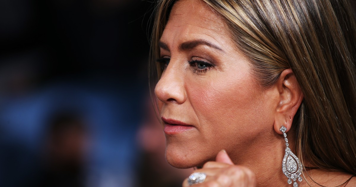 Jennifer Aniston's suspected gate-crasher repeatedly posted online about the 'Friends' star