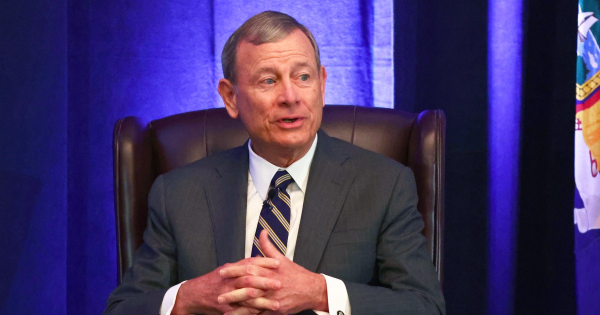 Chief Justice John Roberts defends independent judiciary as Trump officials criticize courts