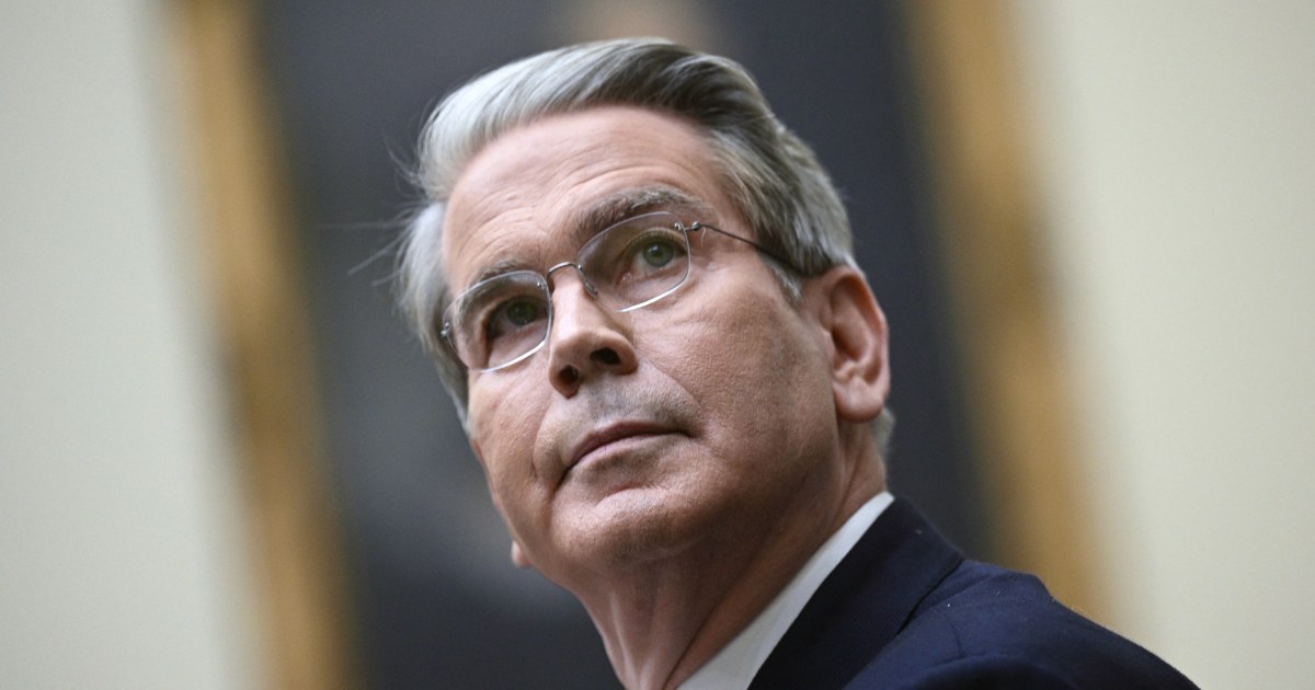 Treasury Dept. asks Congress to raise debt ceiling before August to avert default