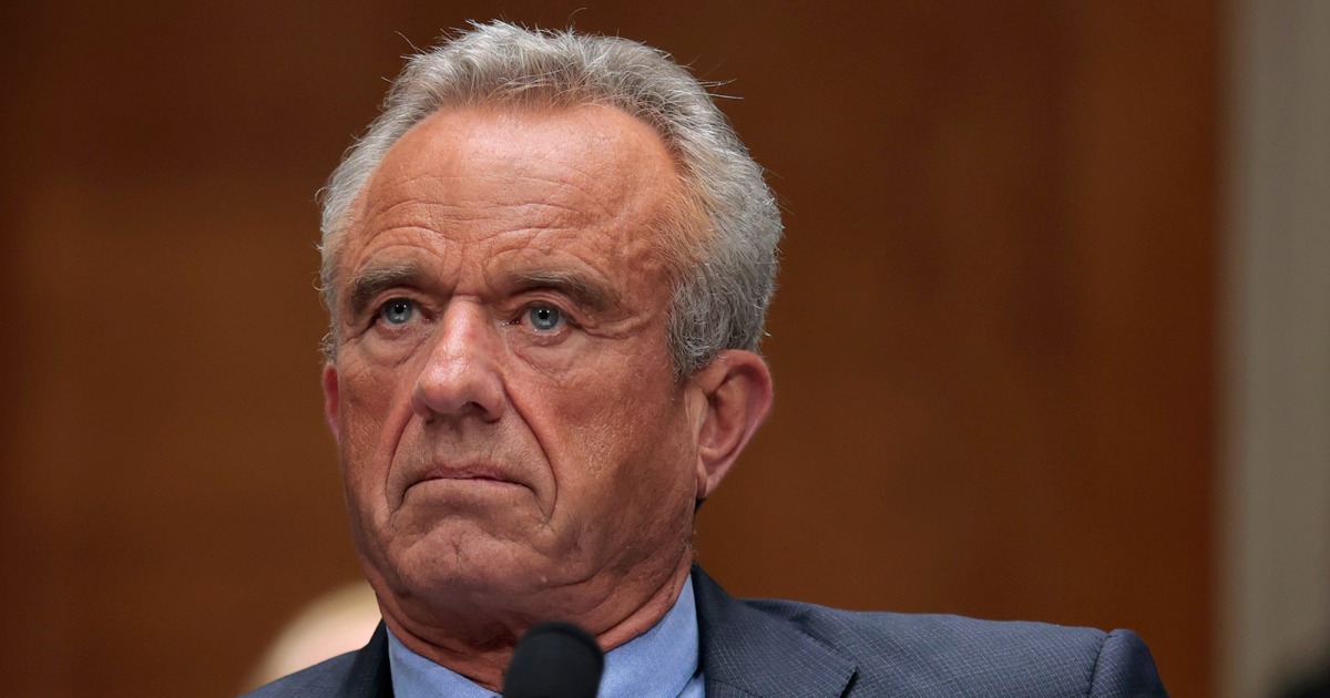 Opinion | RFK Jr.'s refusal to 'give advice' on vaccines is in fact dangerous advice