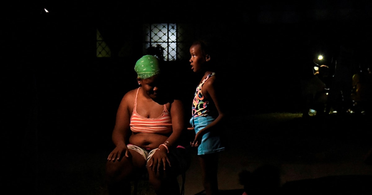 Blackouts — and temperatures — on the rise in Cuban capital Havana