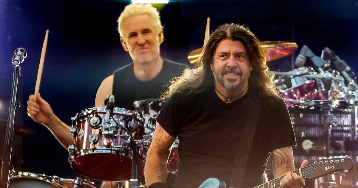 Foo Fighters drummer Josh Freese says he was booted from the band