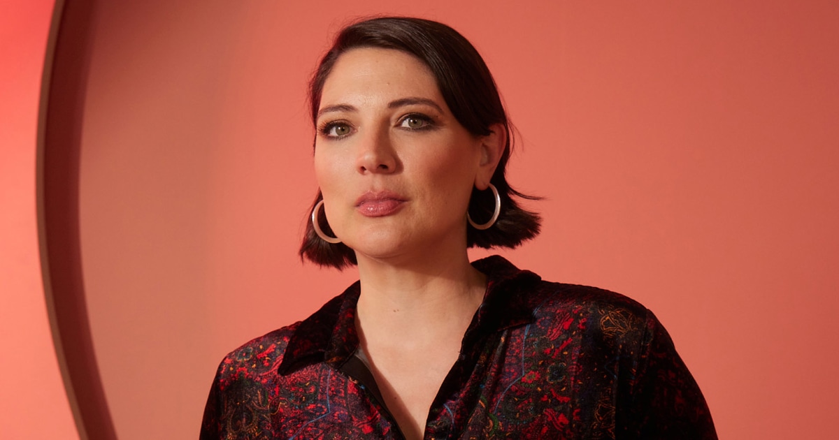 'Seven Husbands of Evelyn Hugo' author Taylor Jenkins Reid comes out as bisexual
