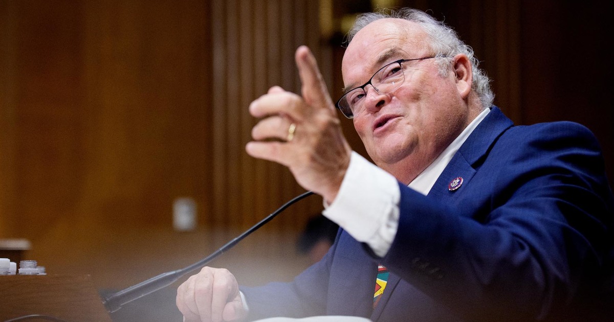 Trump’s pick for IRS chief gives oddly evasive answers on presidential targeting
