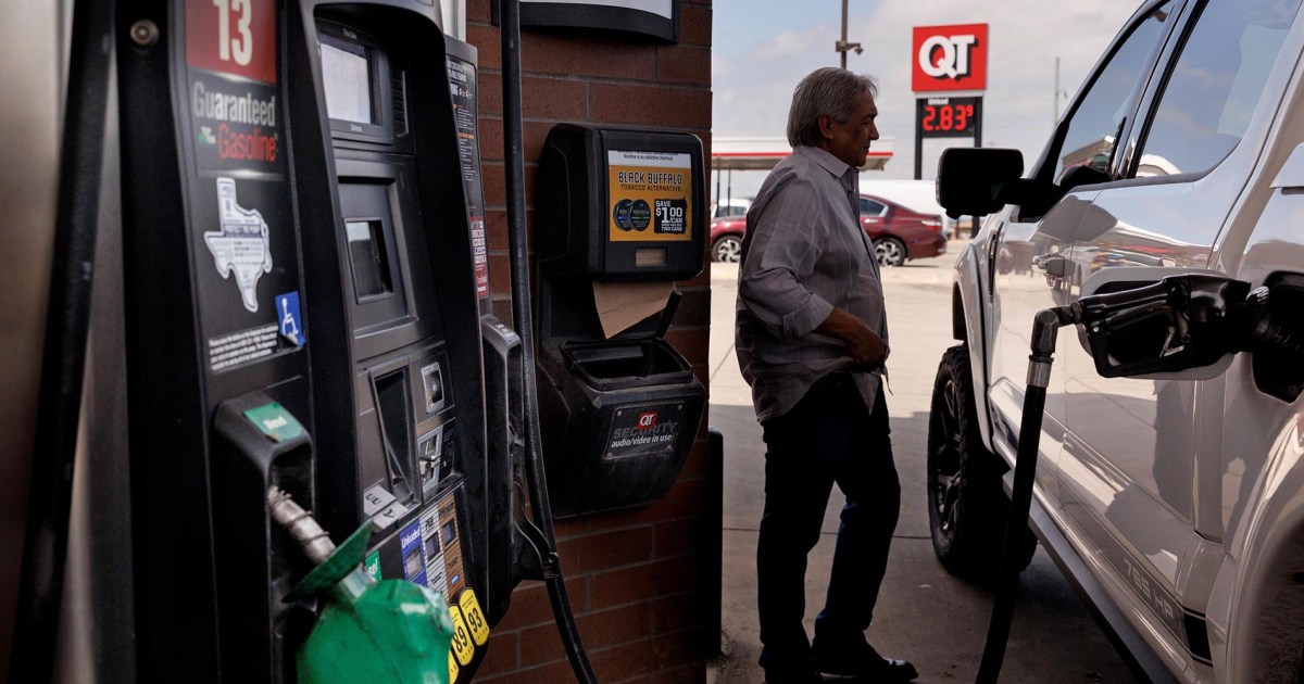 Trump claims gas costs $1.99 per gallon, becoming his newest unnecessary lie