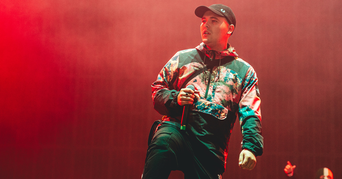 Member of N. Irish rap group Kneecap, accused of displaying Hezbollah flag, charged with terrorism offense