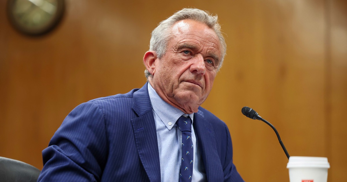 Democratic senator questions whether RFK Jr. is the one ‘making decisions’ at HHS