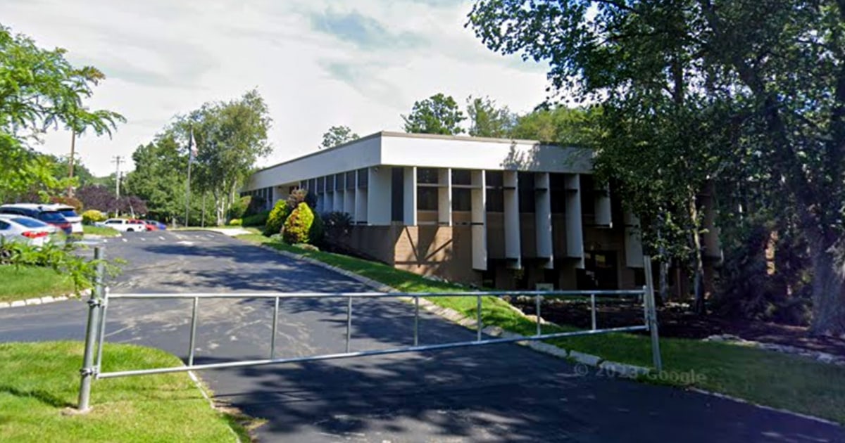 Founder of New Hampshire addiction center charged in scheme to intimidate journalists