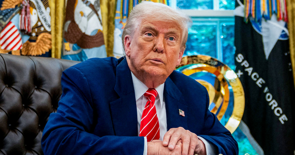 The business of Trump pardons and Ukraine claims massive drone strike in Russia: Weekend Rundown