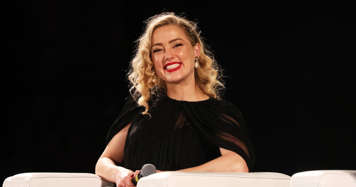 Amber escuchó acciones que ha recibido gemelos en el anuncio sorpresa del Día de la Madre