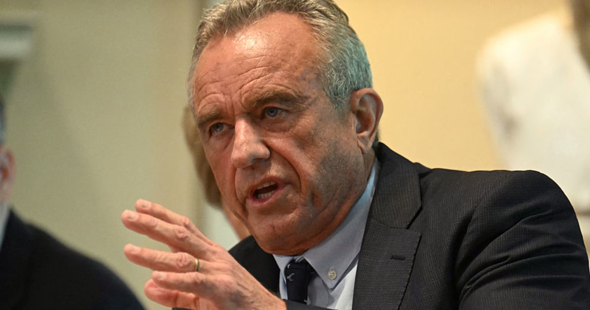 El secretario de Salud RFK Jr. desmantela oficinas clave para eliminar la desigualdad racial en acceso a la salud