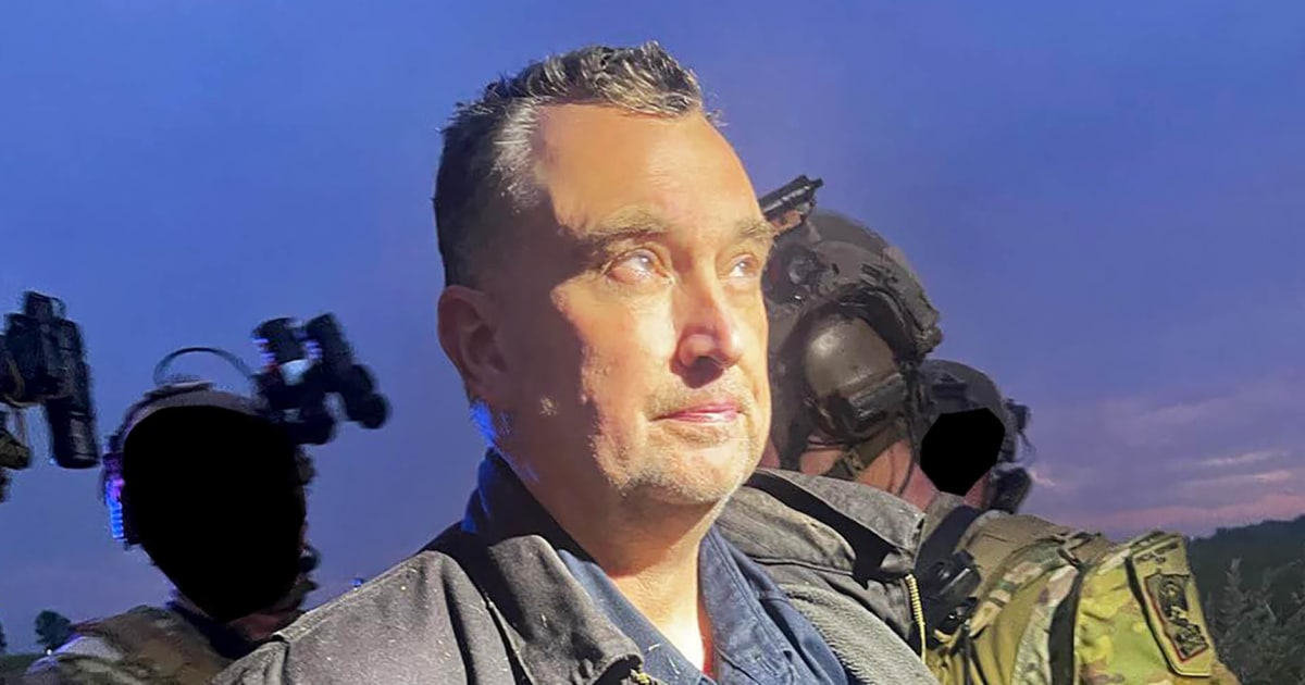 Suspect who terrorized Minnesotas political leaders after deadly shooting found crawling in rural field