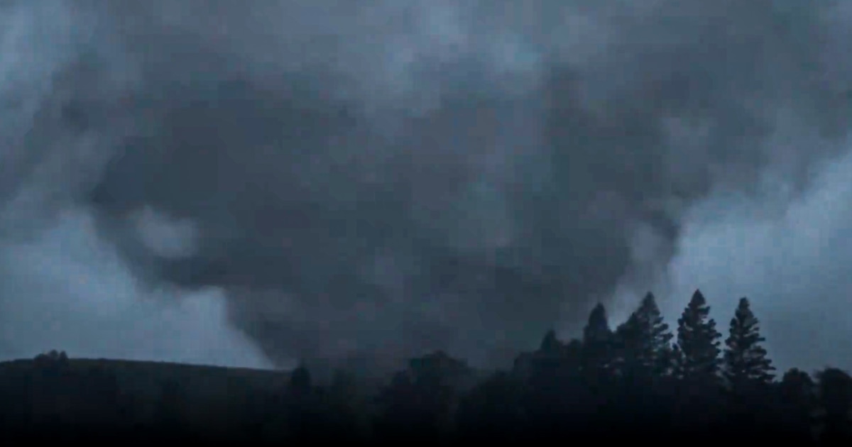 At least 3 dead after tornadoes sweep through North Dakota