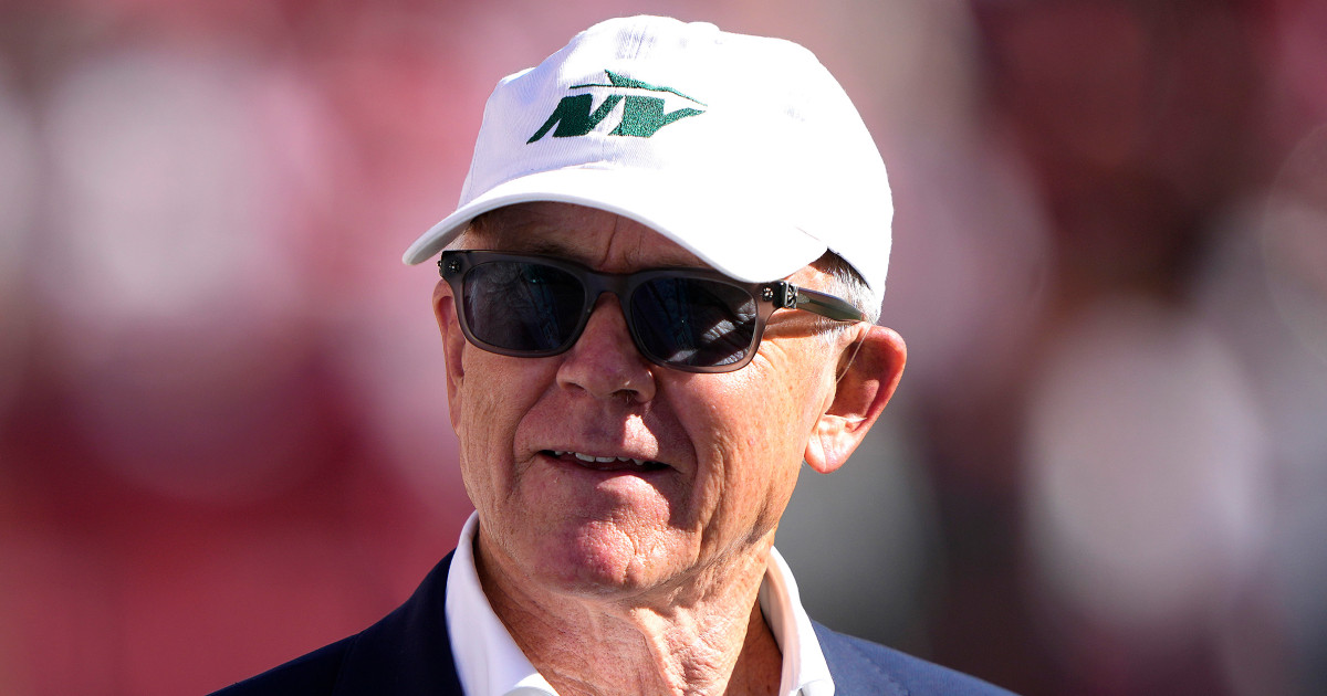 Jets owner Woody Johnson agrees to buy stake in English soccer club Crystal Palace