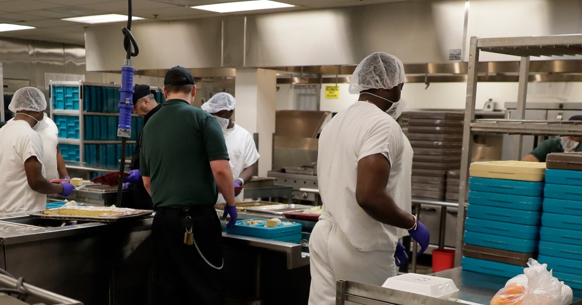 Reports Surge of Hunger, Illness in Overcrowded ICE Detention Centers Nationwide