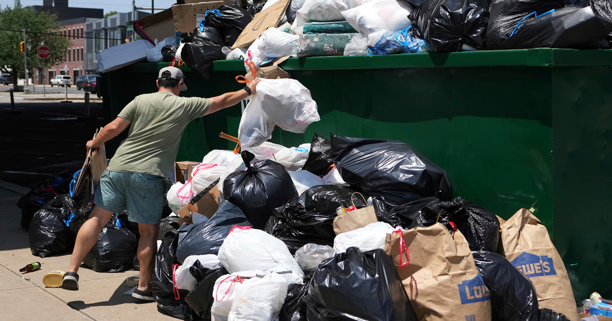 Philadelphia workers and city reach a deal to end strike that halted residential trash pickup