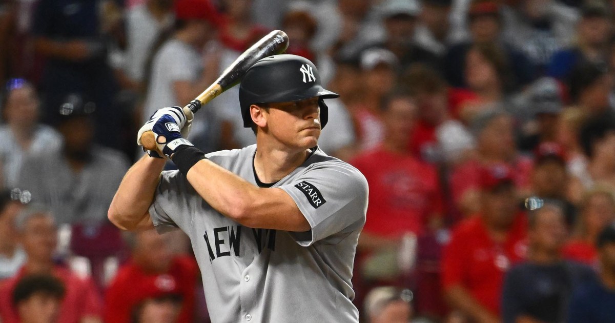 Yankees release DJ LeMahieu while still owing him $22 million