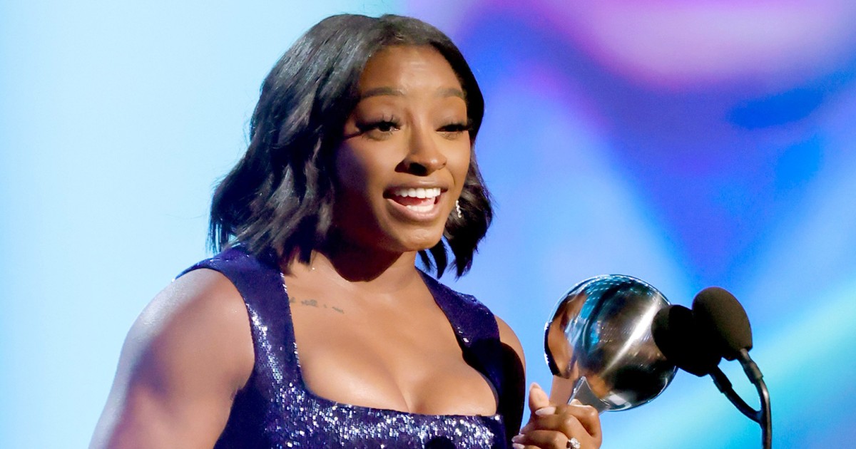 Simone Biles wins two ESPY awards as Shane Gillis' tough monologue grabs attention