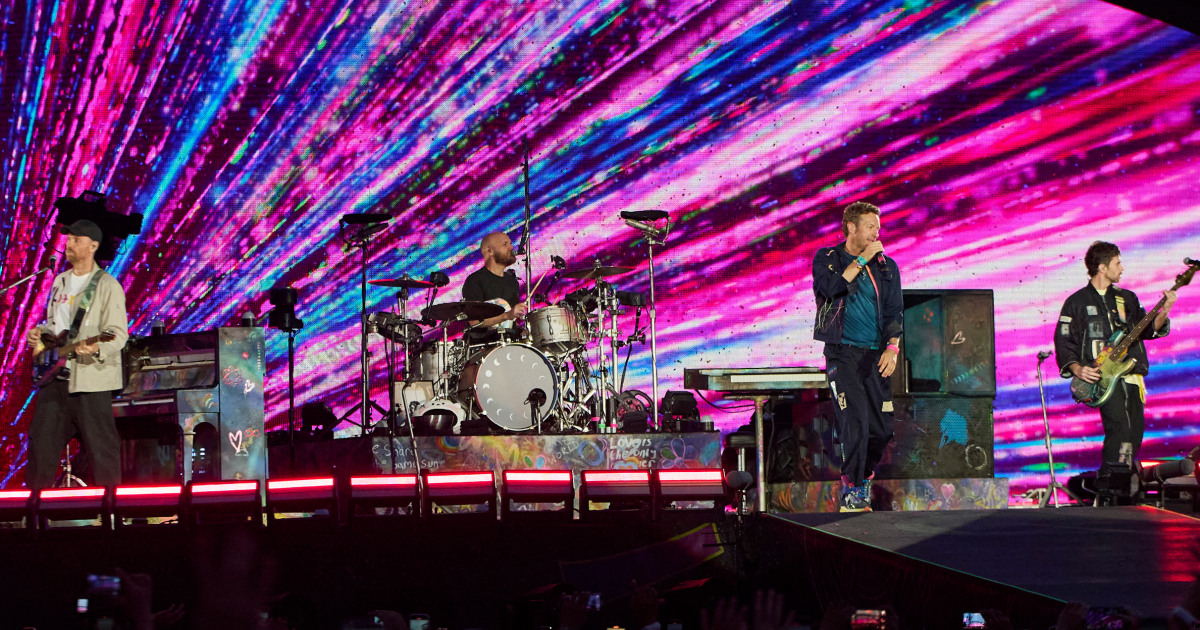 Chris Martin jokes couple is ‘having an affair’ at Coldplay concert after man ducks on kiss cam