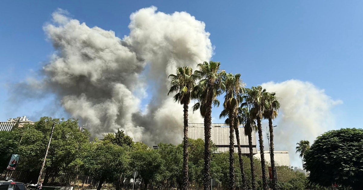 Israel bombs near Syrian Defense Ministry, saying it is supporting religious minority