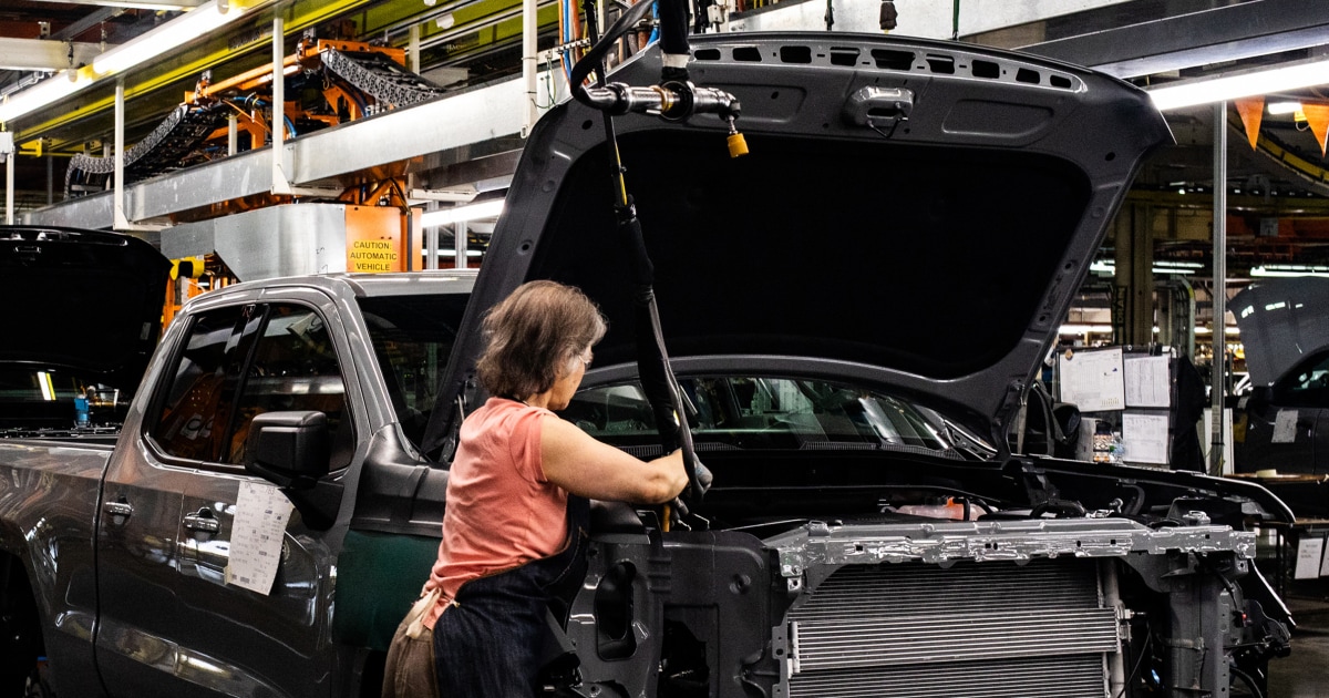GM reports massive profit loss due to Trump's destructive tariff war