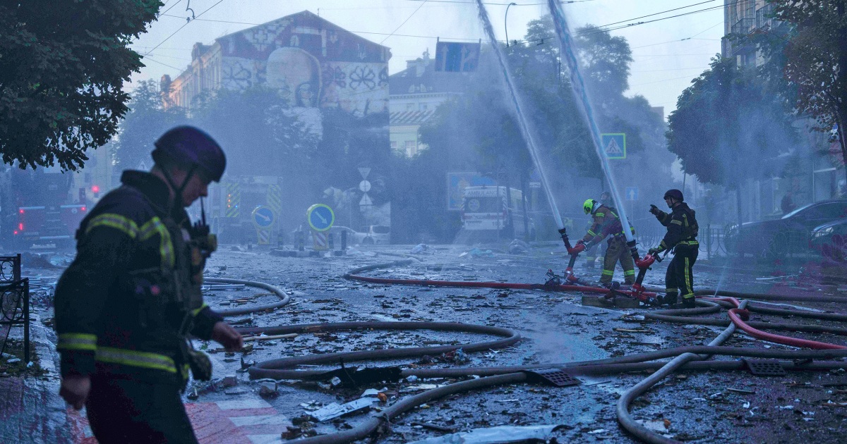 Ukraine erupts with anger at Zelenskyy, threatening wartime unity