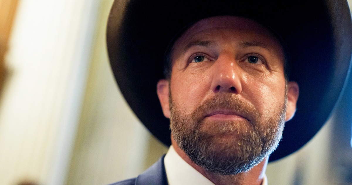 Targeting Epstein's 'sweetheart' deal, Senate Republican forgets who was president in 2008