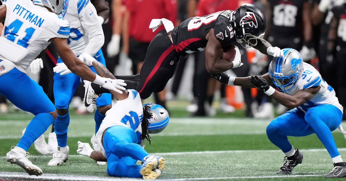 Lions-Falcons preseason game ends early after serious injury to Detroit's Morice Norris
