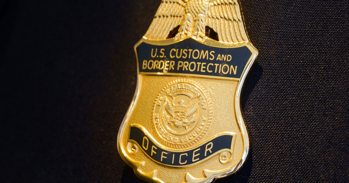 Man accused of hurling sandwich at federal agent in D.C. gets hit with felony assault charge