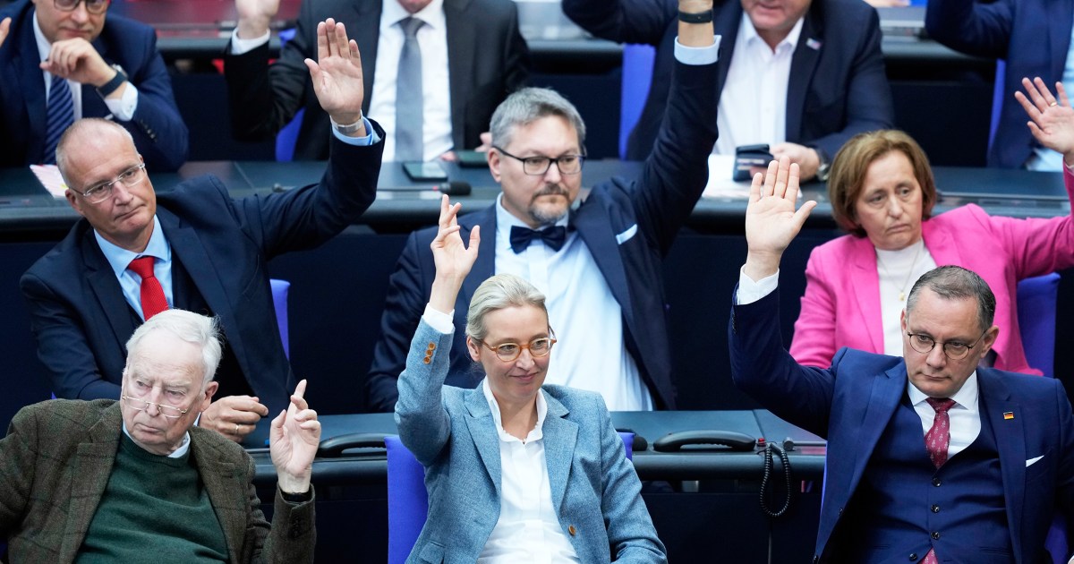 Far-right populists top polls in Germany, France and Britain for the first time